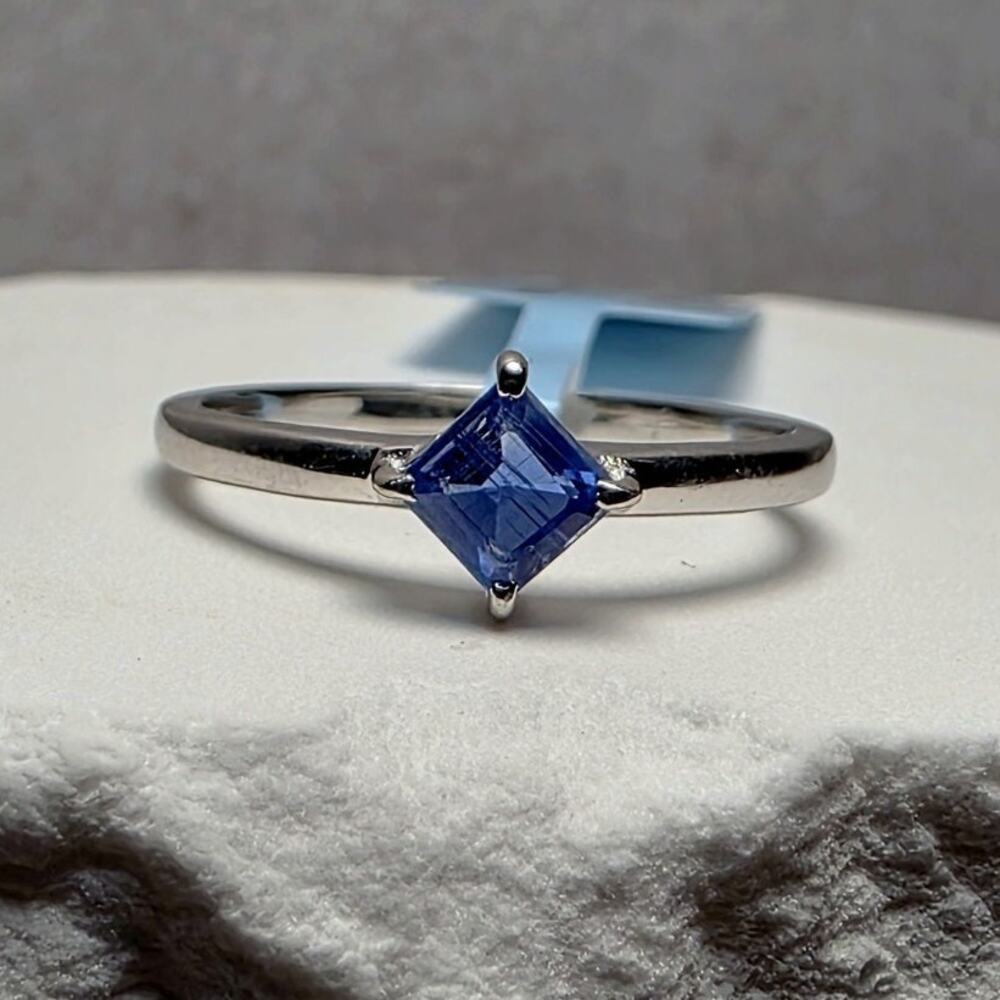 Size 6 Natural Kyanite Solitaire Ring Solid 925 Sterling Silver 2mm Band